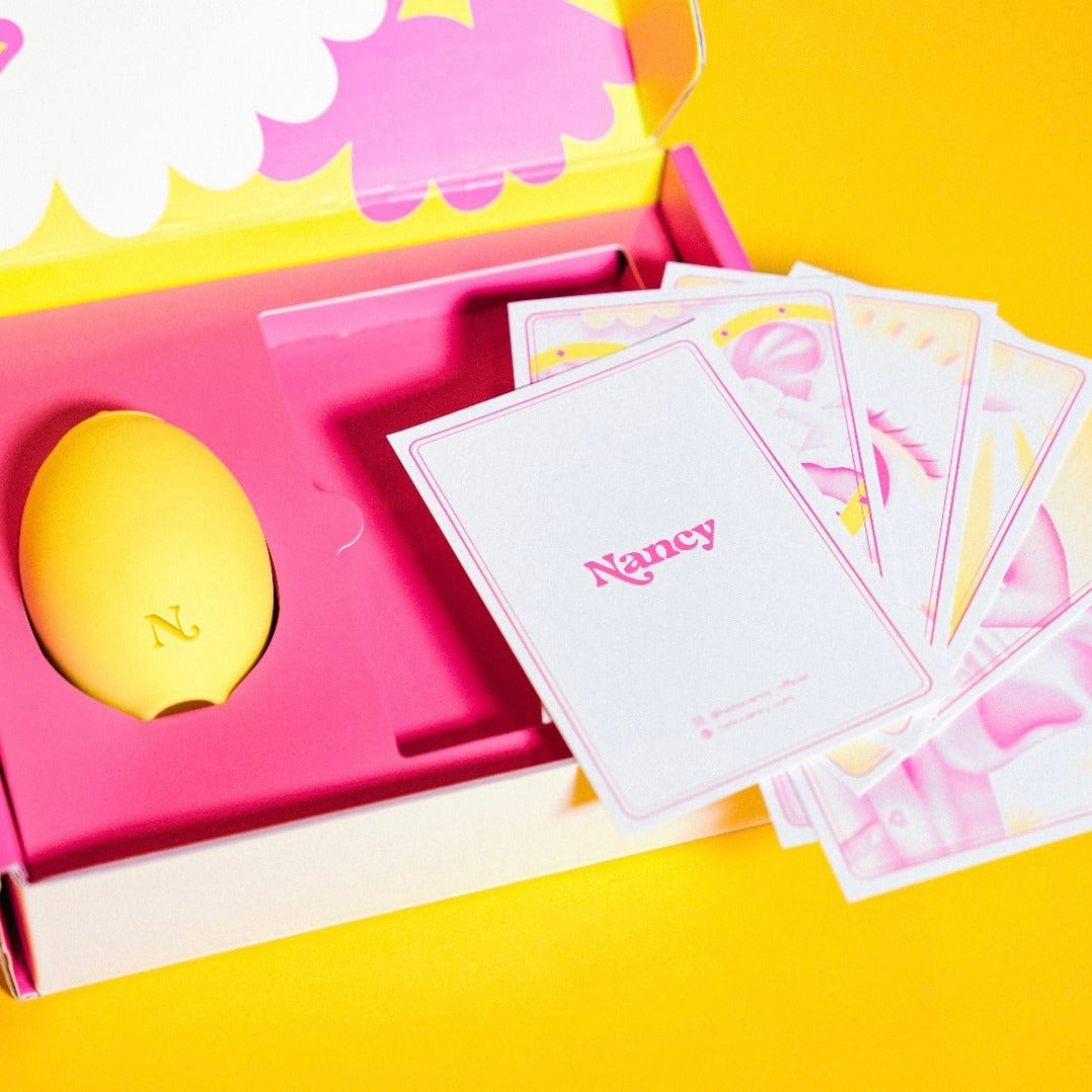 Lemon vibrator — with travel pouch